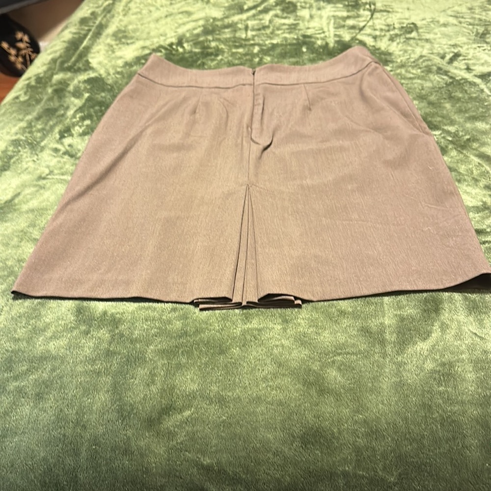 Suit - Picture 7 of 9
